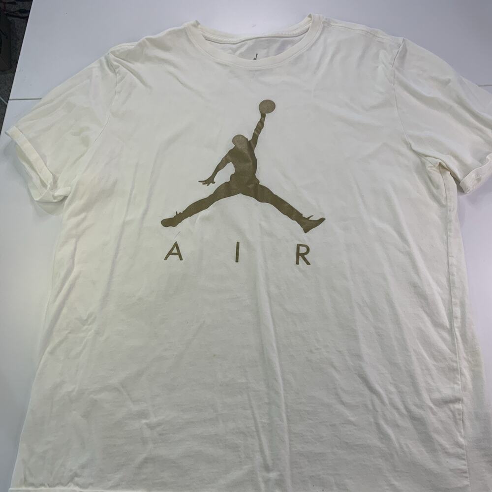 Air Jordan T-Shirt Mens XL White